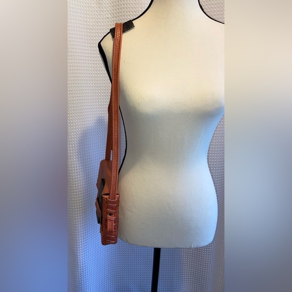 Women’s Handmade‎ in Quebec 100% genuine leather 2 in 1 shoulder & crossbody bag - Picture 5 of 16